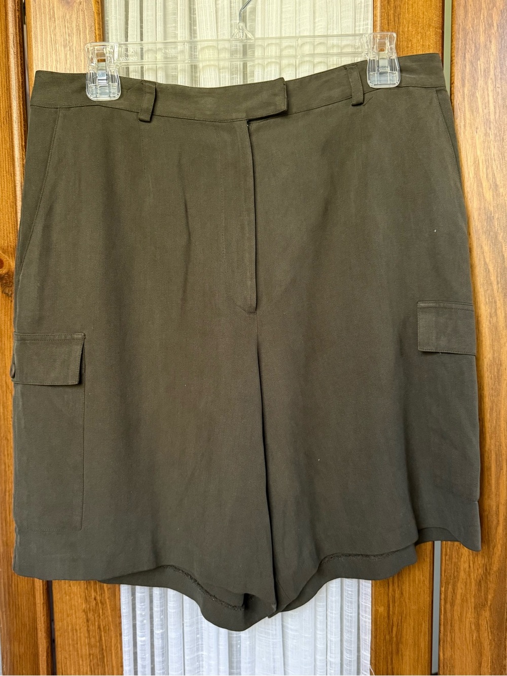 VTG Silk Golf Cargo Women’s Shorts